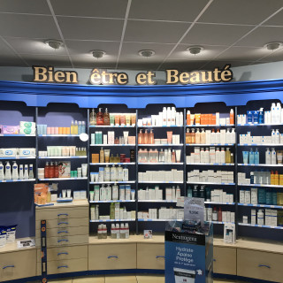 Impression numérique sur Bois Mélèze - Pharmacie Israël