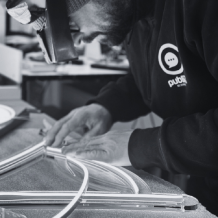 Opérateur en fabrication d’enseigne et signalétique