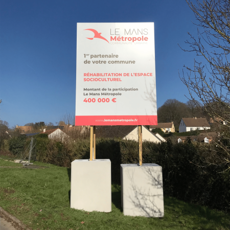 Location de plots béton pour affichage